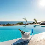 Ξενοδοχείο O Lofos Luxury Boutique 4*
