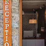 Ξενοδοχείο O Lofos Luxury Boutique