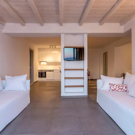 O Lofos Luxury Boutique Hotell 4*